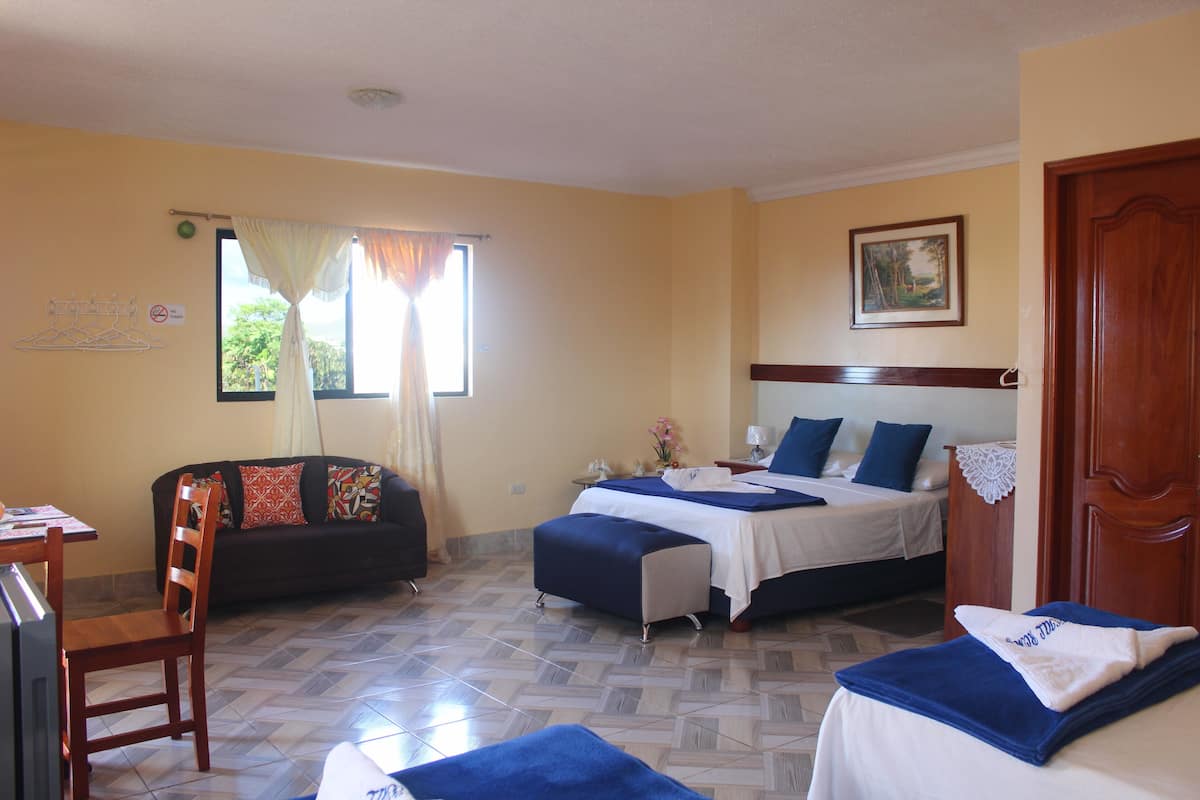 Quadruple Room, Ocean View | Iron/ironing board (on request), rollaway beds (surcharge), WiFi (free)
