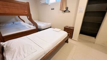 Fer et planche à repasser, Wi-Fi gratuit