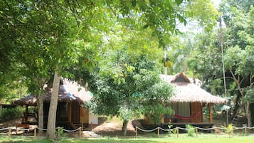 Vista frontal de la propiedad