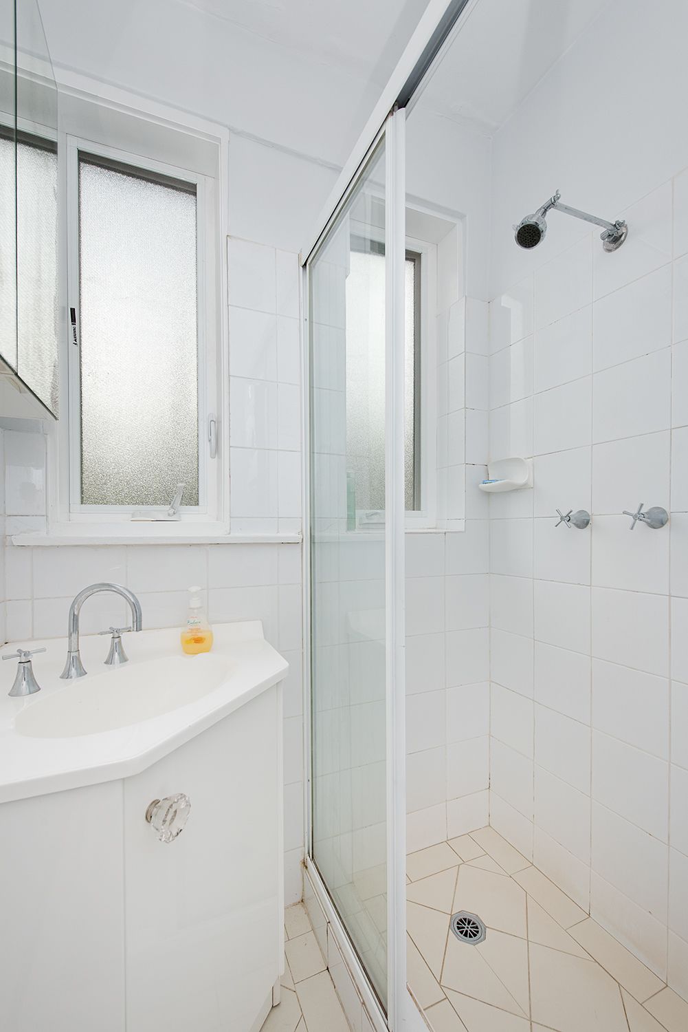 Apartment, 1 Bedroom | Bathroom shower