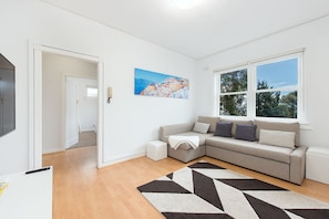 Apartment, 1 Bedroom | Living area | Flat-screen TV - Central Bondi Apartment New H321 (Bondi Junction)