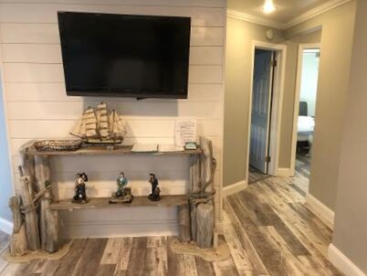 TOP BRIGANTINE LOCATION! SPACIOUS 1 1/2 BATH> NEAR BEACH, CASINOS>LOW PET FEE!