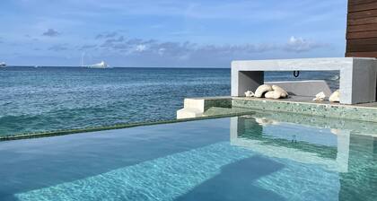 Yacht de cent millions de dollars sur terre 5 étoiles Villa Namaste