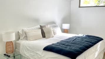 3 bedrooms, in-room safe, desk, free WiFi
