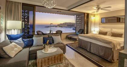 DIRECTEMENT SUR LA PLAGE EN ASCENSEUR AVEC LES VUES LES PLUS SPECTACULAIRES ET LES SOLEILS