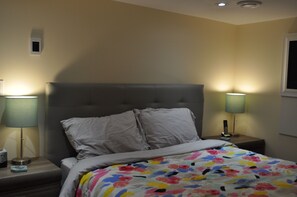 2 bedrooms, laptop workspace, iron/ironing board, WiFi