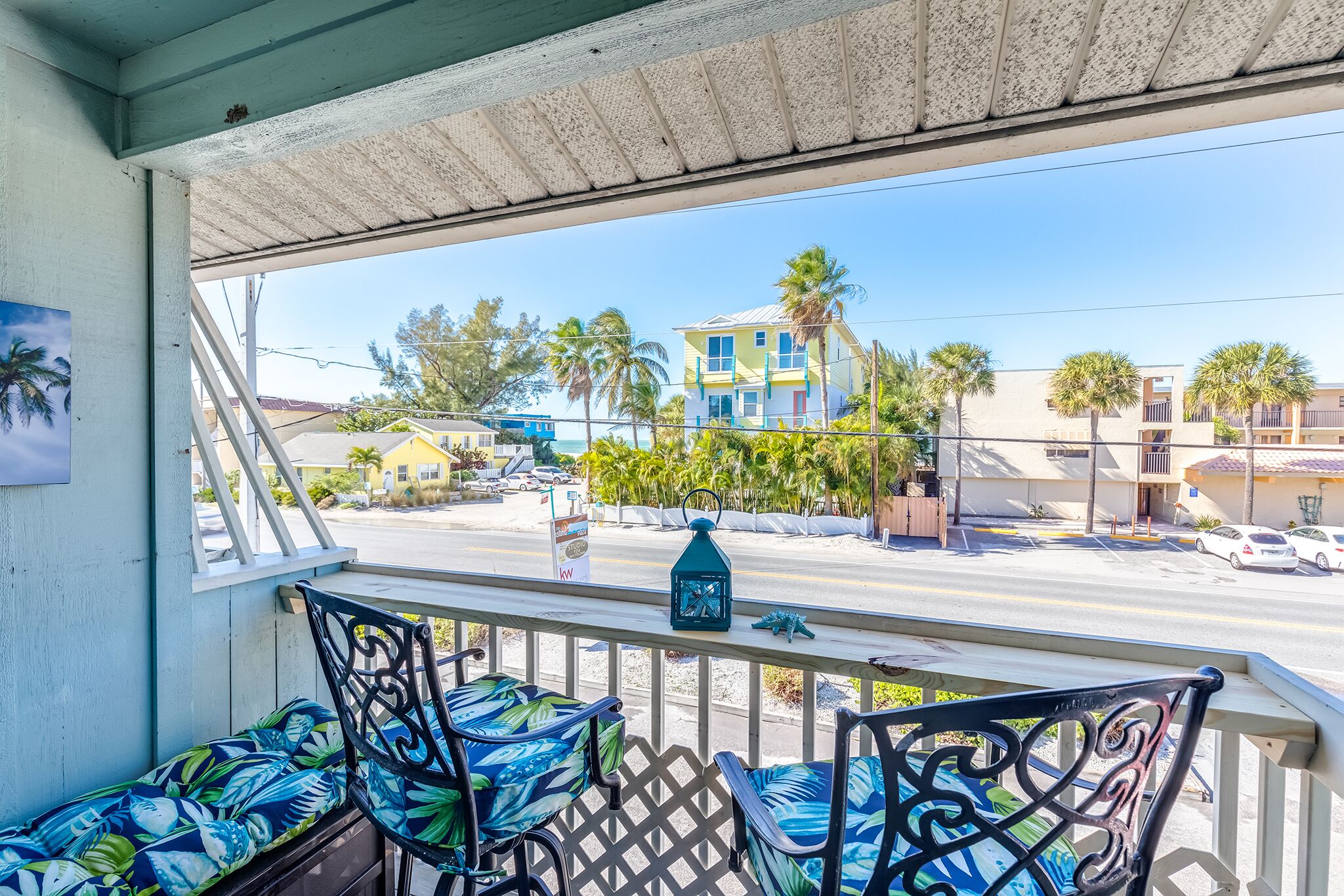 2nd floor Bradenton Beach, Gulf view, beach view, WiFi, Balcony, keyless entry