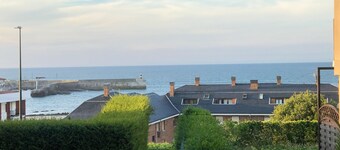 Casa de Las Flores Apartment with private garden in front of the beach of Comillas