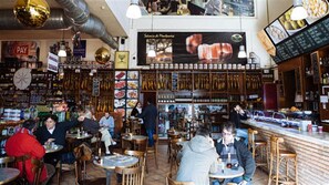 Bar (en la propiedad)