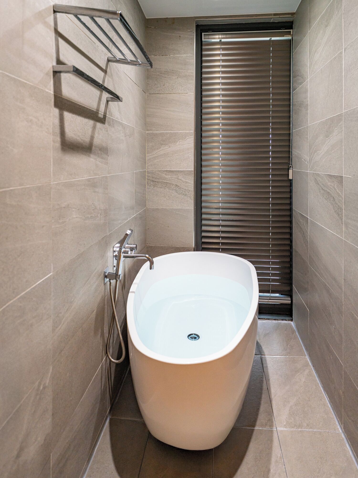 hair dryer, bidet, towels