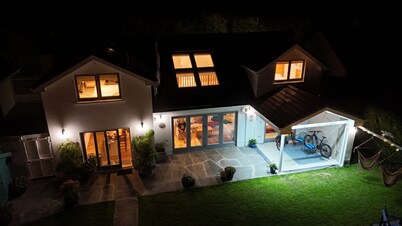 Luxury Riverside Holiday Home in stunning Ballina / Killaloe - The Derg House