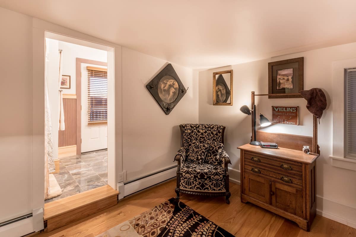 Garden Suite (Private Bathroom) | Premium bedding, Select Comfort beds, individually decorated