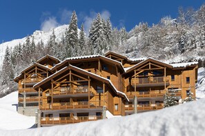 Exterior - "LES CHARDONS" APARTMENT - 8 Pers - SKI-BY-FOOT - CHAMPAGNY - LA PLAGNE (Champagny-En-Vanoise)