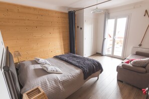 2 soverom, strykejern/-brett og wi-fi (inkludert)