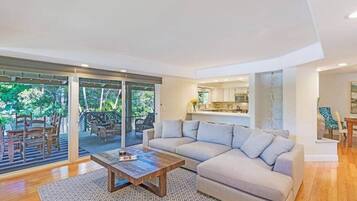 TV connectée, lecteur de DVD, chaîne hi-fi