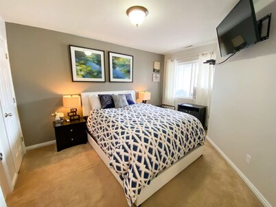 Beautiful, Updated Inn Building Condo #204
