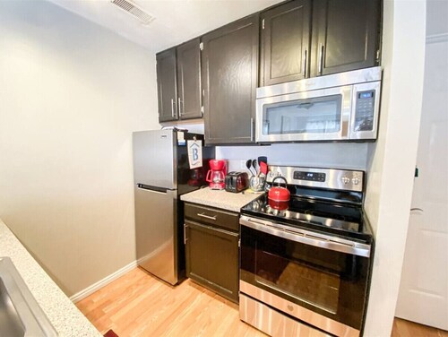 Beautiful, Updated Inn Building Condo #204