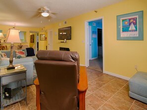 Smart TV, DVD player, books