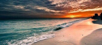 Toppetasjen! Gratis strandstoler! Fantastisk utsikt!