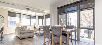 Luxurious Downtown  2 bedroom 2 bath with views 1M