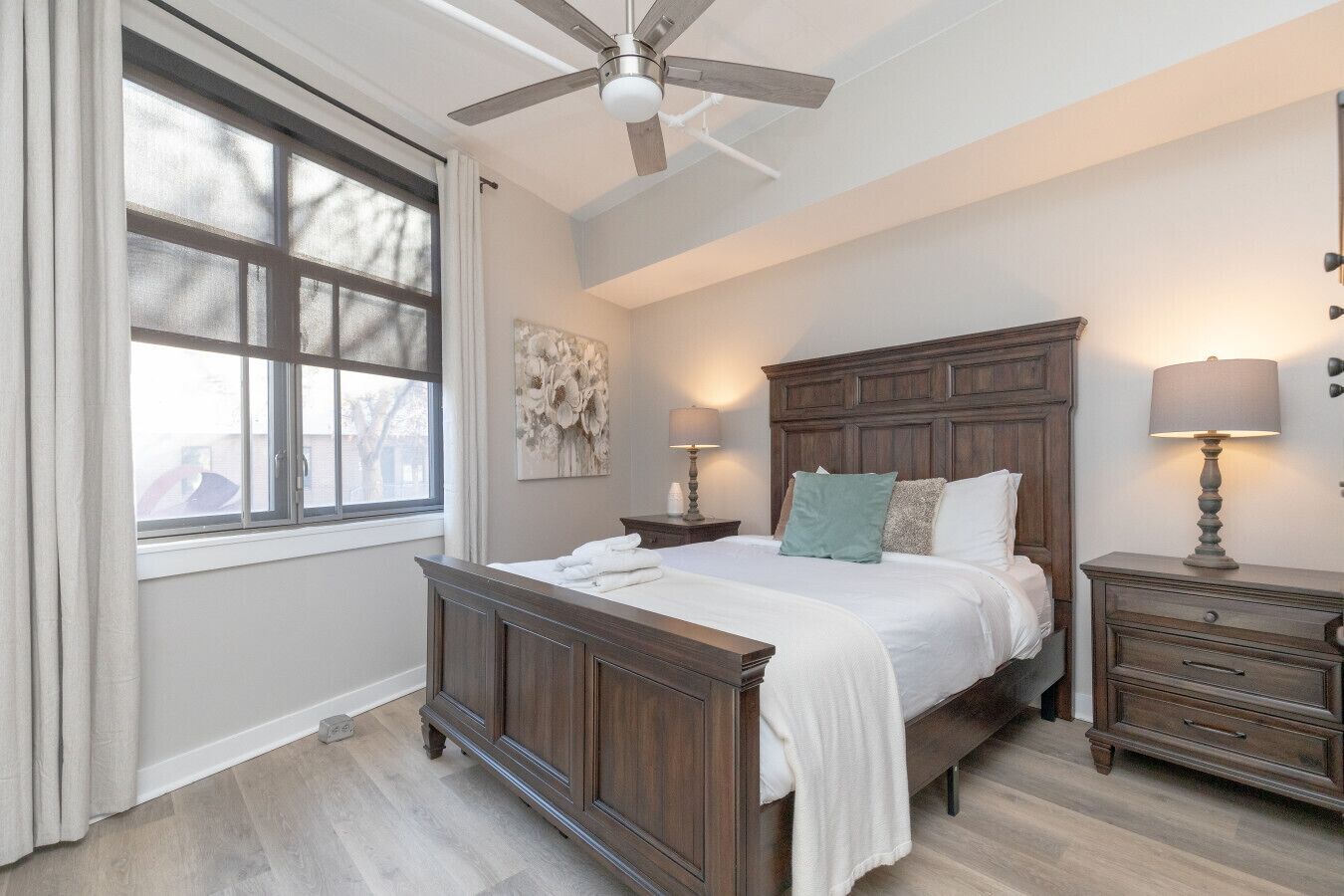 2 多间卧室、办公桌、熨斗/熨衣板、免费 WiFi