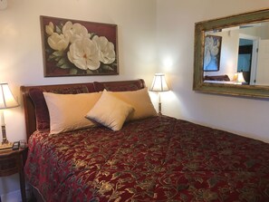 1 chambre, fer et planche à repasser, Wi-Fi gratuit, draps fournis