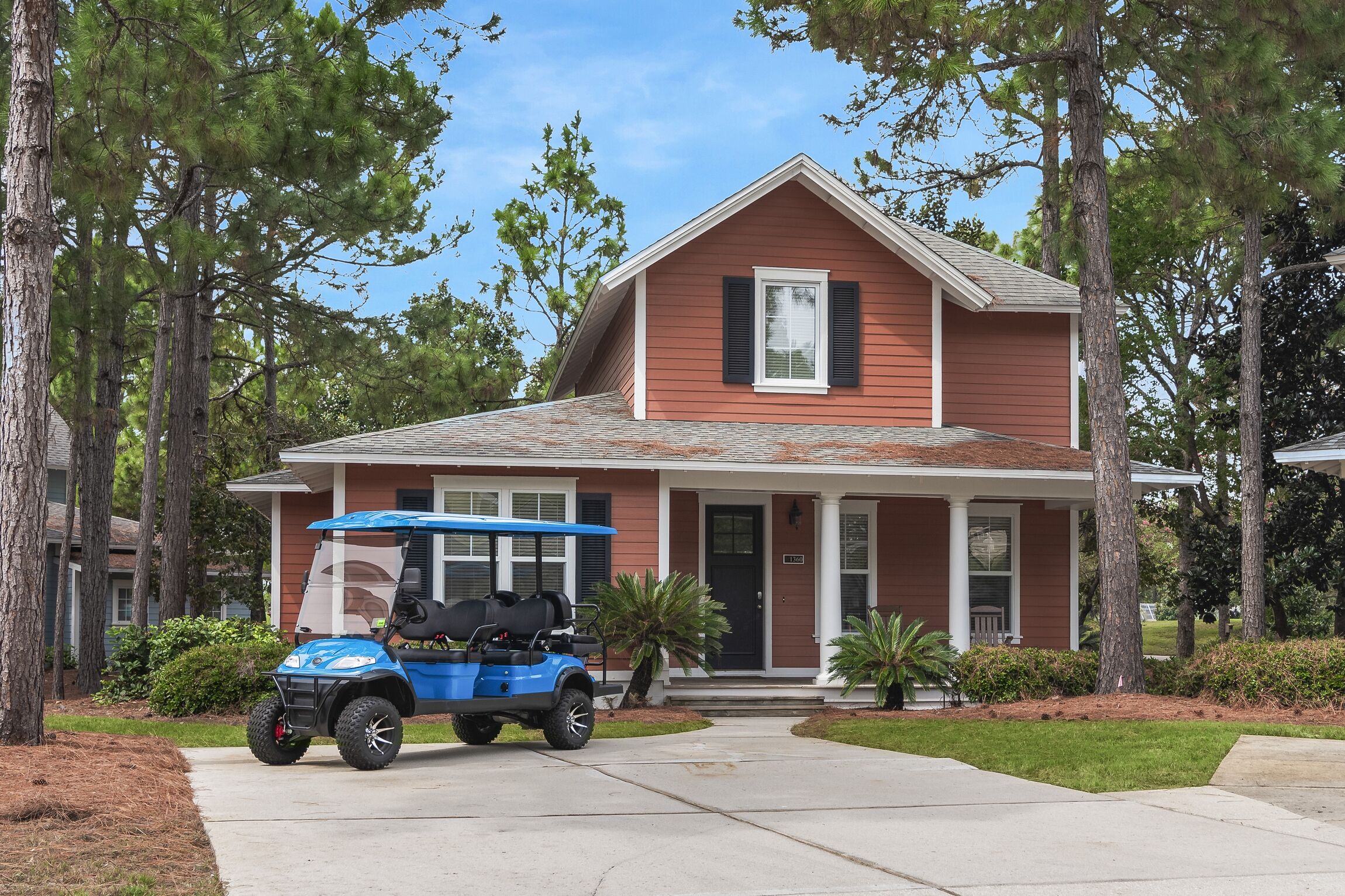 Charming Home in Laurel Grove, Walk to Pool, 6-Passenger Golf Cart Included