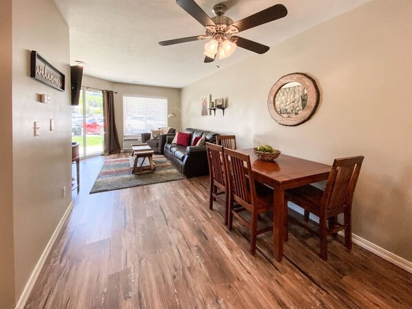 TV, fireplace - Inn Building Condo #102- Updated Ground Level (Garden City)