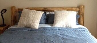 Keweenaw Vacation Rental - Great for families and groups- sleeps up to 7