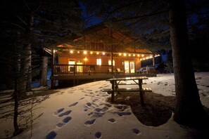 Exterior - The Fishin' Hole In Valley Of The Pines Red River (Red River)