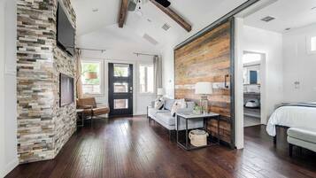 1 habitación, tabla de planchar con plancha, cuna de viaje y wifi