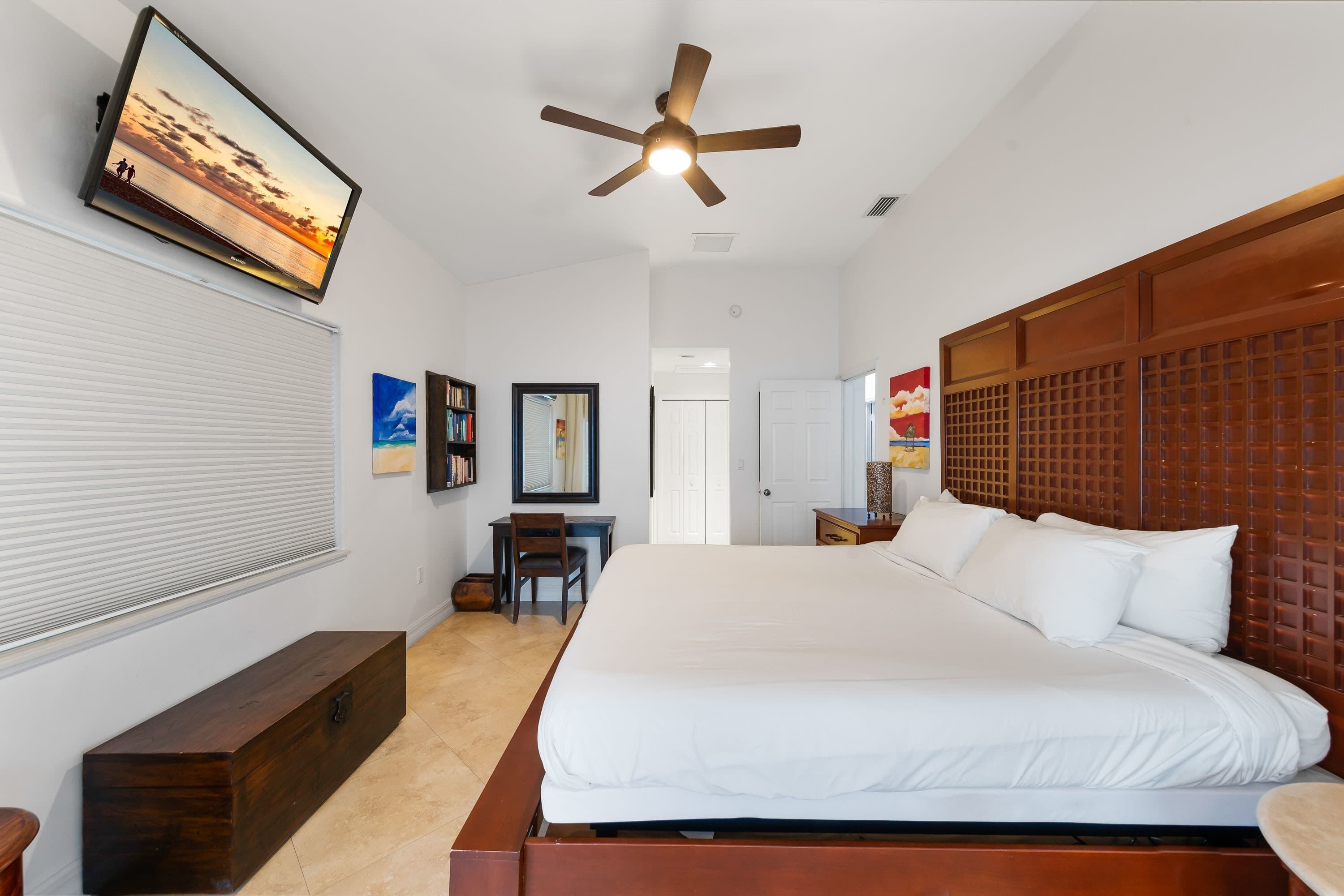 3 bedrooms, iron/ironing board, WiFi, bed sheets