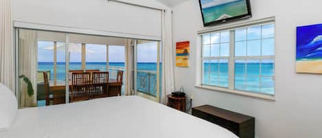 3 slaapkamers, een strijkplank/strijkijzer, wifi, beddengoed