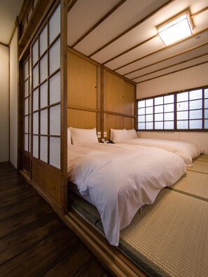 シグネチャー ルーム ベッド (複数台) エンスイート | セーフティボックス (室内)、WiFi (無料)、ベッドシーツ