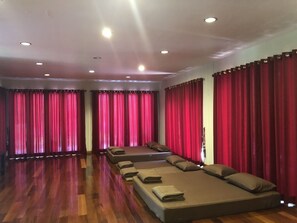 Family Room with Pool Side | Wi-Fi ฟรี