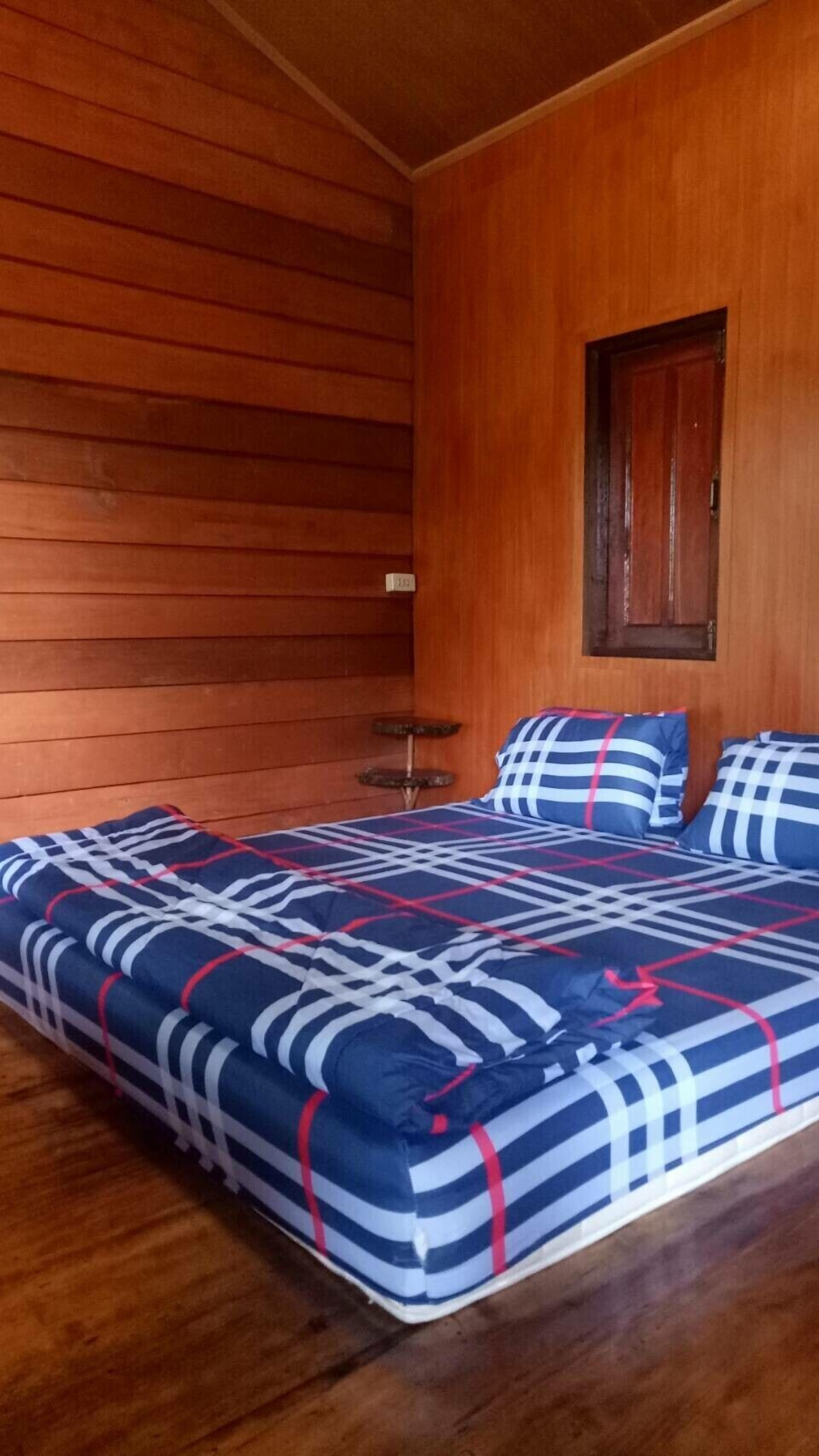 Standard Double Room with Private External Bathroom  | Free WiFi