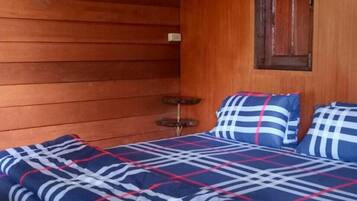 Standard Double Room with Private External Bathroom | Free WiFi