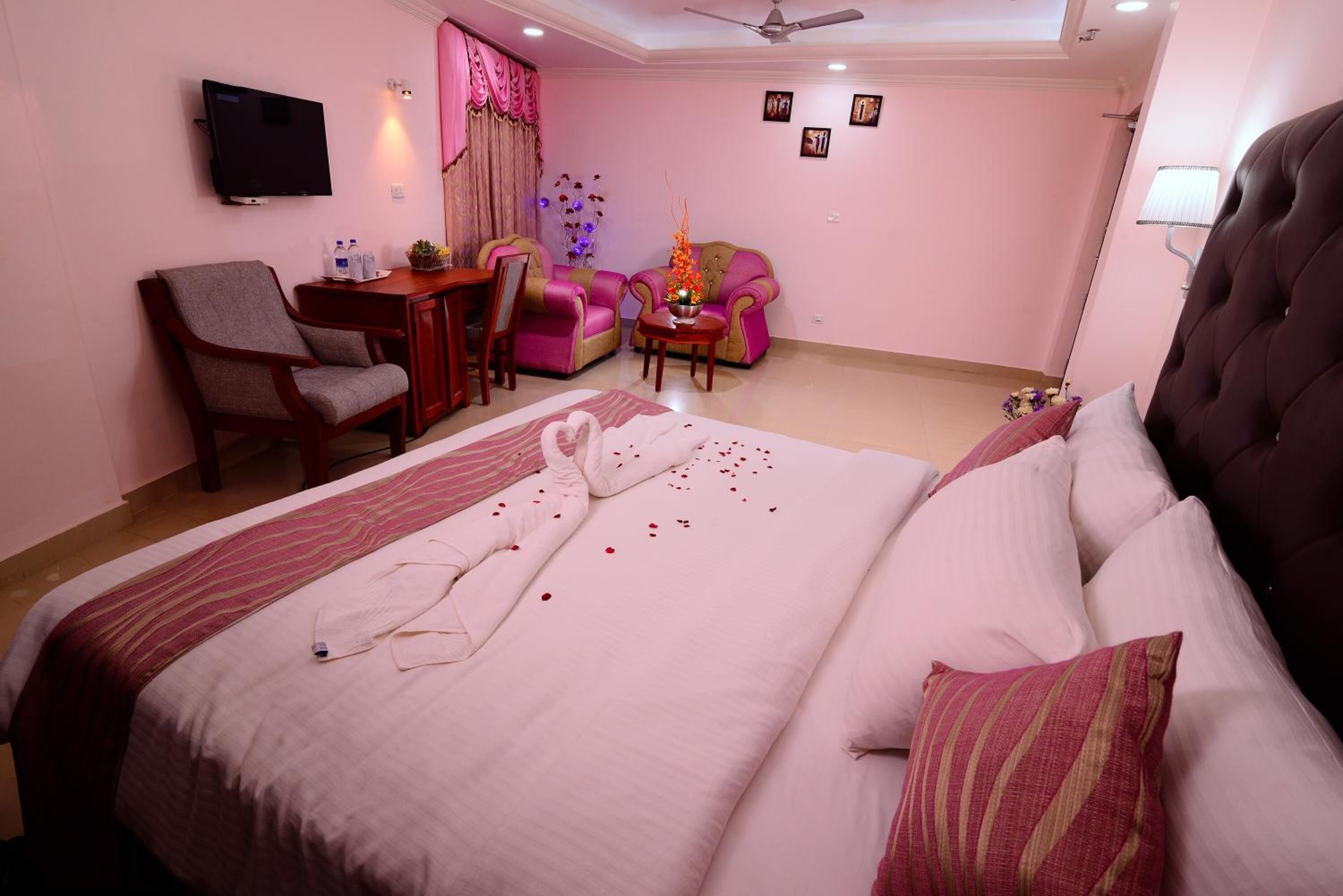 in-room safe, desk, blackout curtains, soundproofing