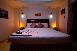 Chambre Deluxe double, secteur Affaires | Coffre-fort, bureau, rideaux d’obscurcissement, système d’insonorisation