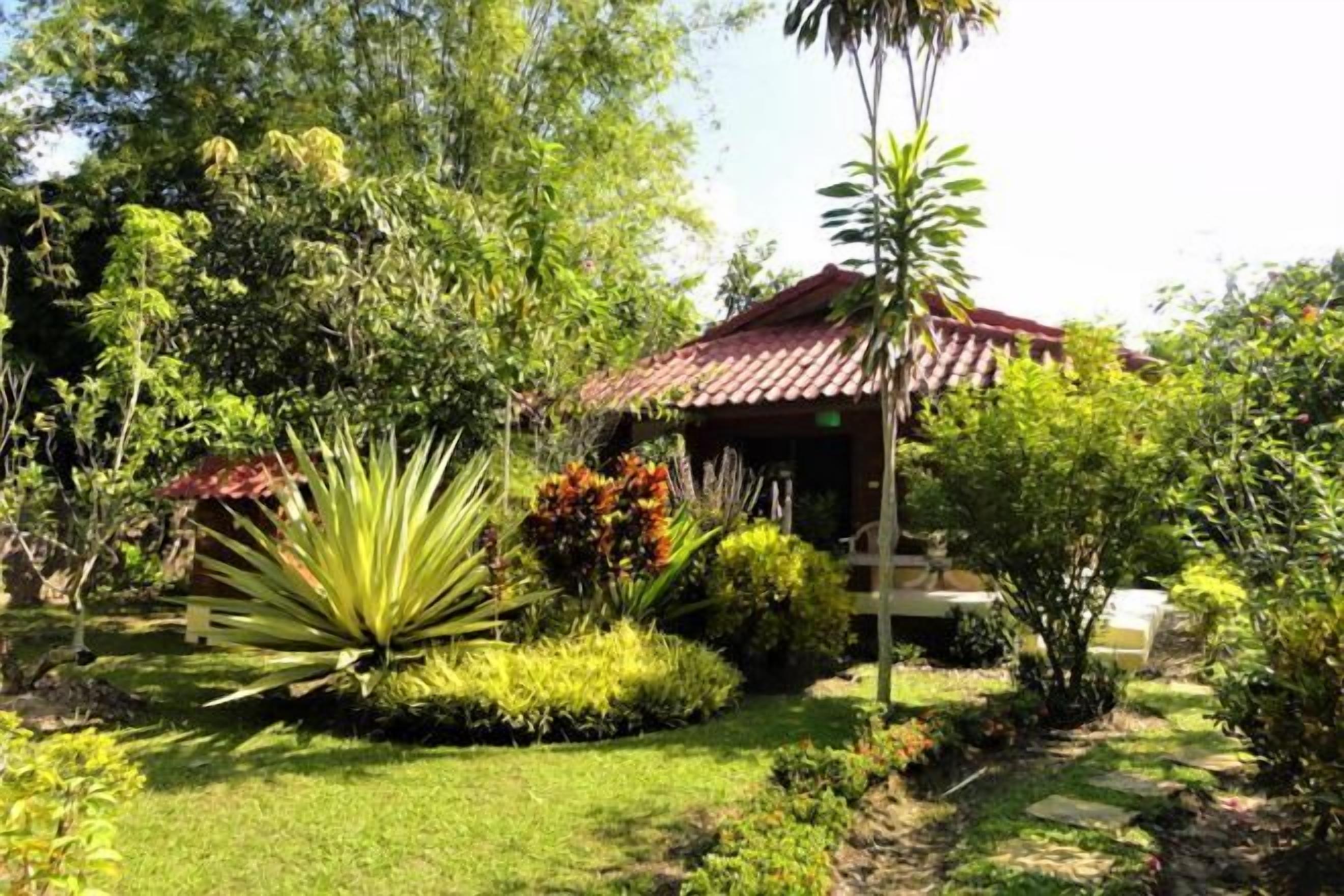 1 bedroom, down duvets, individually decorated, blackout curtains