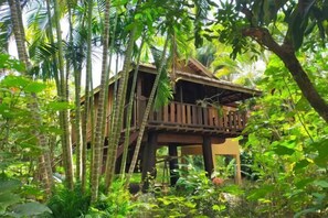 1 bedroom, down comforters, individually decorated, blackout drapes - Khoom Kam Kaew (Phrao)