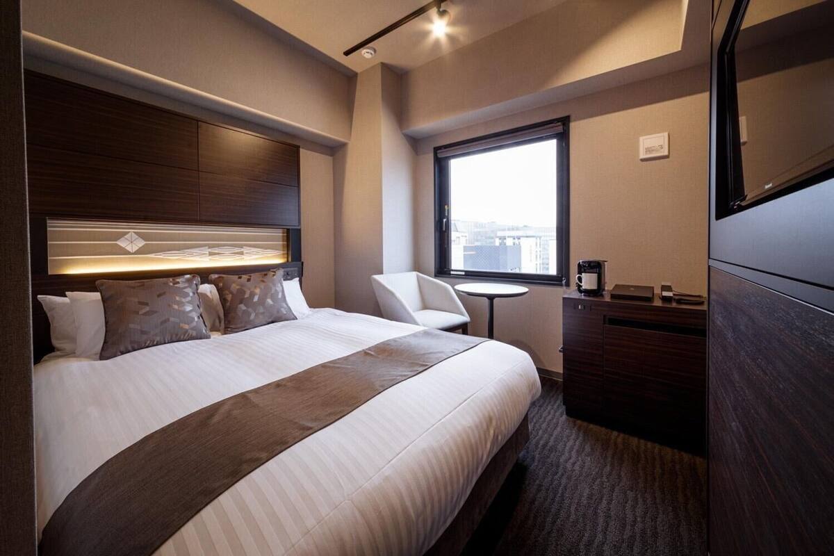 Chambre Double, non-fumeurs | Bureau, Wi-Fi gratuit, draps fournis