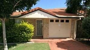 숙박 시설 정면