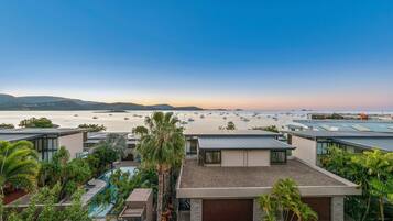 Beach/ocean view