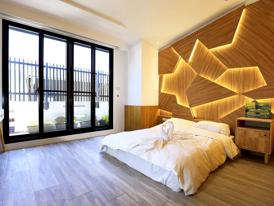 Firemannsrom – superior, 2 queensize-senger | Blendingsgardiner, wi-fi (inkludert) og sengetøy