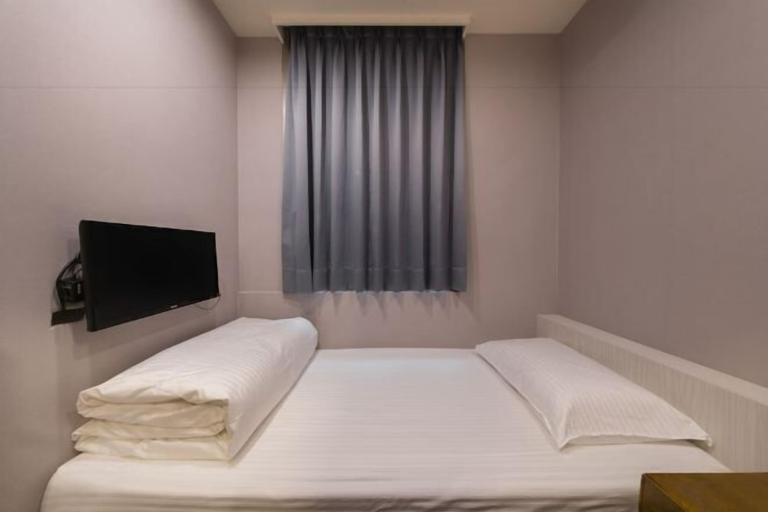 Insonorización, wifi gratis y ropa de cama 