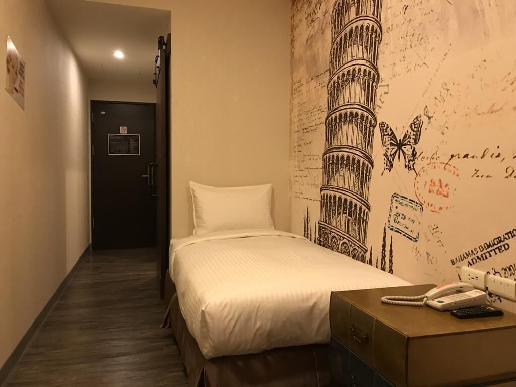 Sistema de insonorización, wifi gratis y ropa de cama 