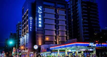 Skyone Hotel