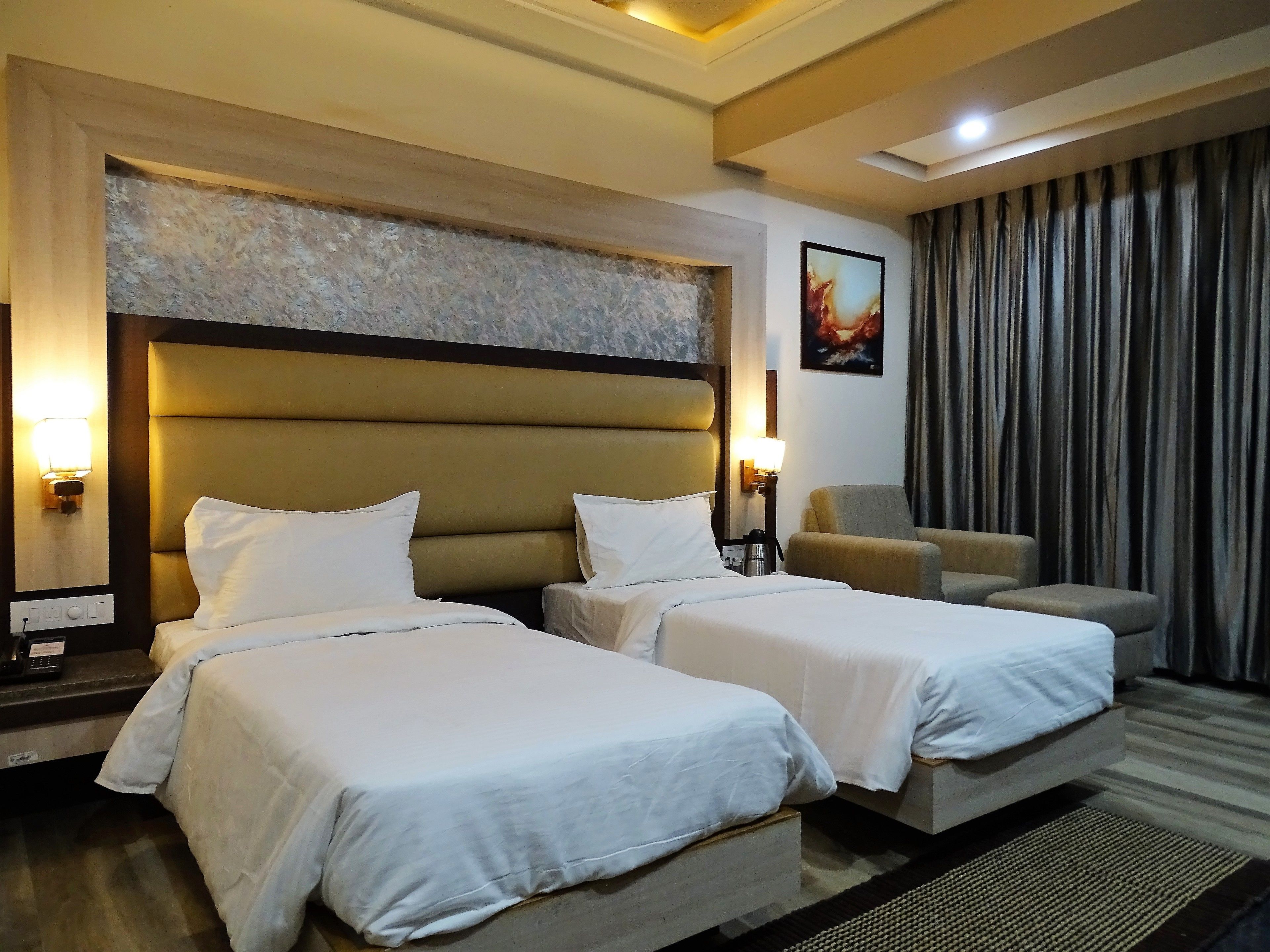 Business Double Room, 1 Double Bed, City View | Desk, rollaway beds, free WiFi