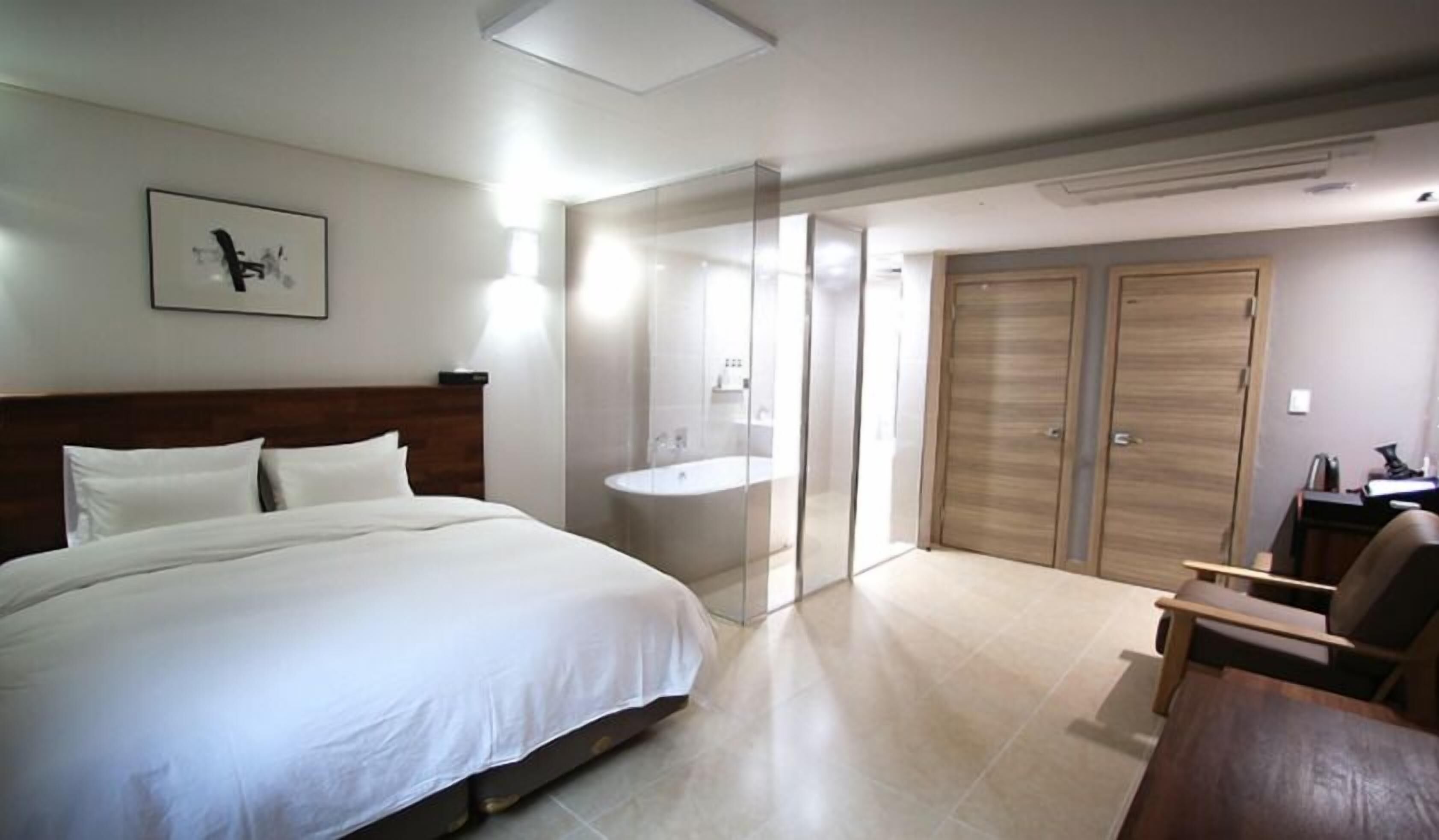 Ropa de cama de alta calidad, cubrecamas y escritorio 